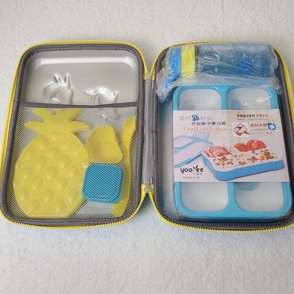 COO&KOO NWT Shark Blue Yellow Kids Lunchbox with Accesories - Picture 10 of 12